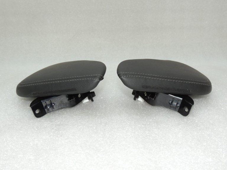 Nissan Qashqai J11 centrālās konsoles vāka komplekts priekšējais ar LED 969934EA0A