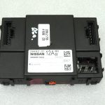 Nissan Qashqai J10 BCM vadības modulis 284B2JD02D 284B2JD 284B2JD