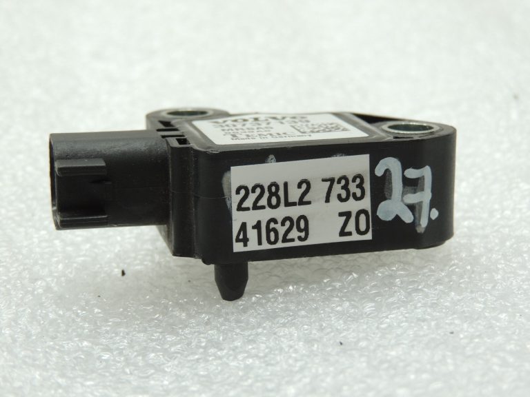 Volvo V50 avārijas sensors pa kreisi 30737139