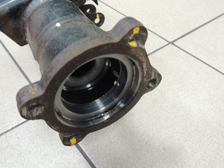 Ford Ranger P375 2.0TDCi aizmugurējās ass korpuss AB39-4010-CE JB38-4001-CHA 5247045