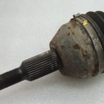 Oriģinālā Chrysler Grand Voyager V 2.8CRDi priekšējā piedziņas vārpsta priekšējā labā 04880212AC
