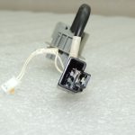 Toyota Avensis T27 interjera aizmugurējās gaismas kronšteins kreisais labais 8158505140