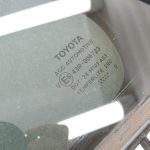 Toyota Avensis T27 Aizmugurējais kreisās puses logs 6812405110