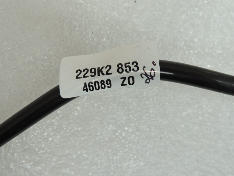 Toyota Avensis T27 degvielas padeves līnija 7720902090