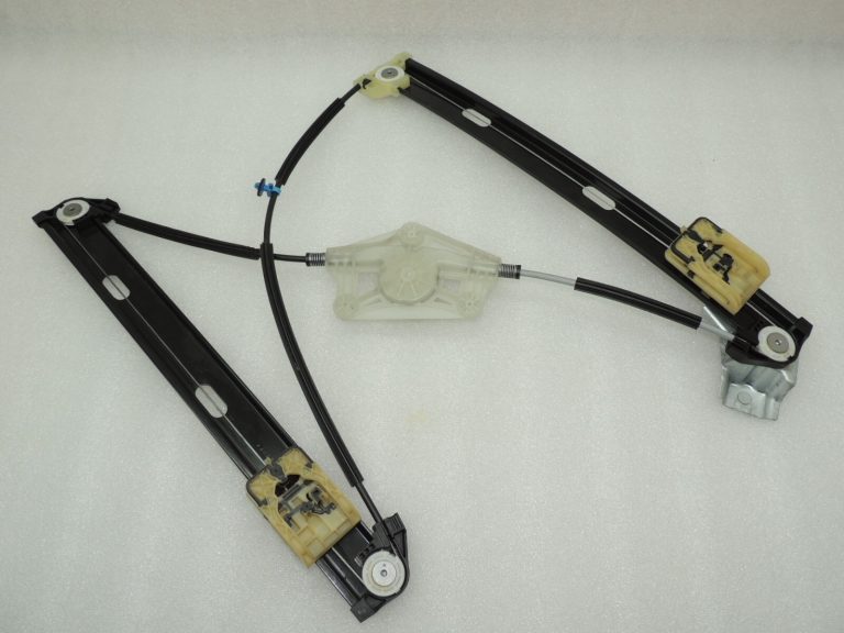 Seat Cupra Leon KL8 Logu regulators priekšējais labais bez motora 5FA837462B