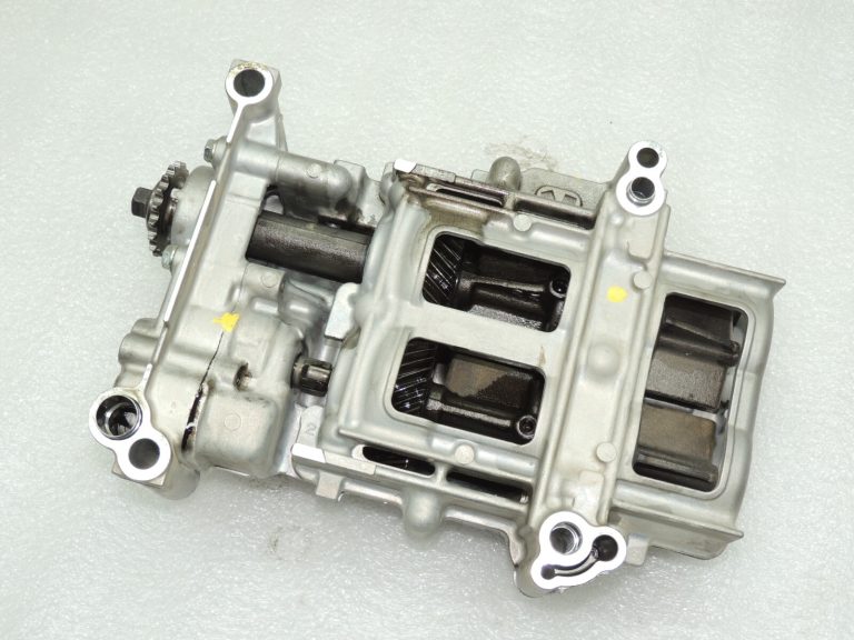 Honda 2.2CDTi N22A2 balansiera vārpstas eļļas sūknis 15110RBDE01