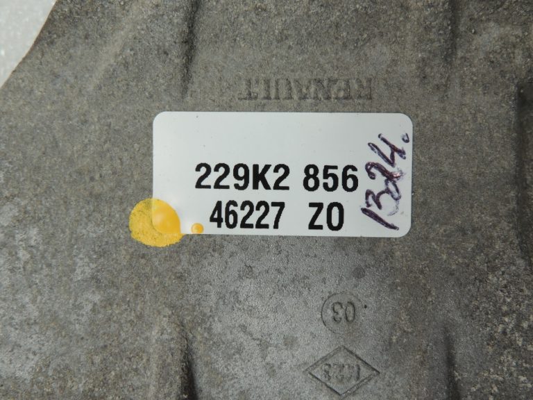 Renault Captur I J87 turētājs Altenators 8200695957