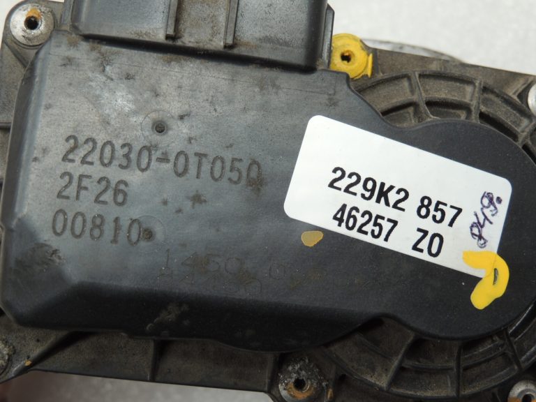 OEM Toyota Auris Avensis Corolla RAV4 IV Verso droseļvārsts 220300T050