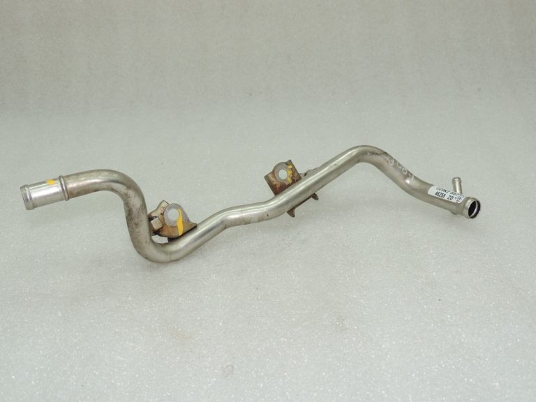 OEM Toyota Avesnis T27 ūdens dzesētāja caurule 1626837021