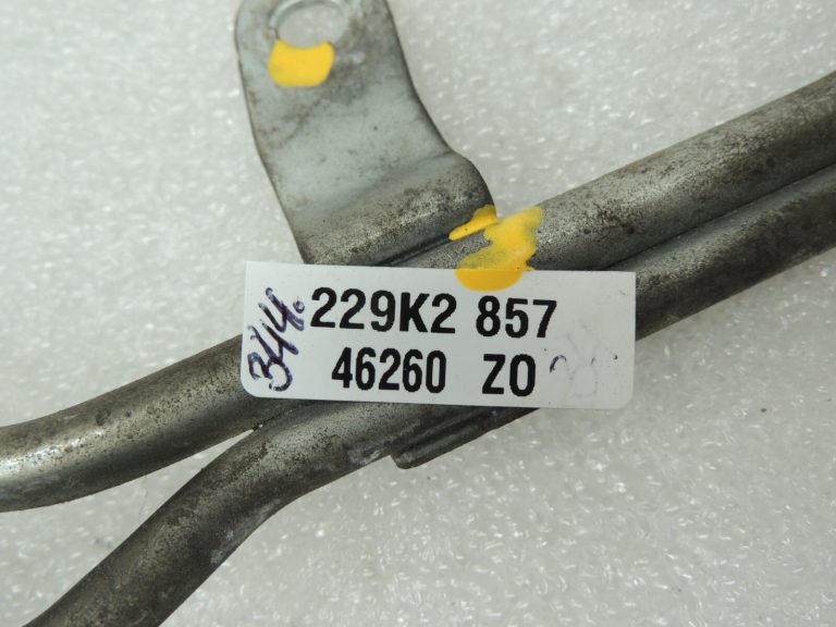 OEM Toyota Avensis T27 Vakuuma līnija 1736137020