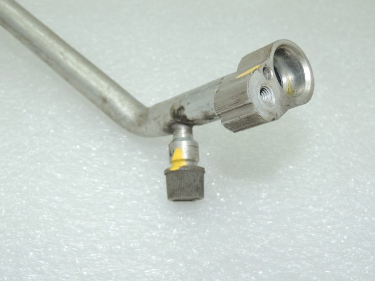 OEM Toyota Avensis T27 gaisa kondicionēšanas caurule 8870705070