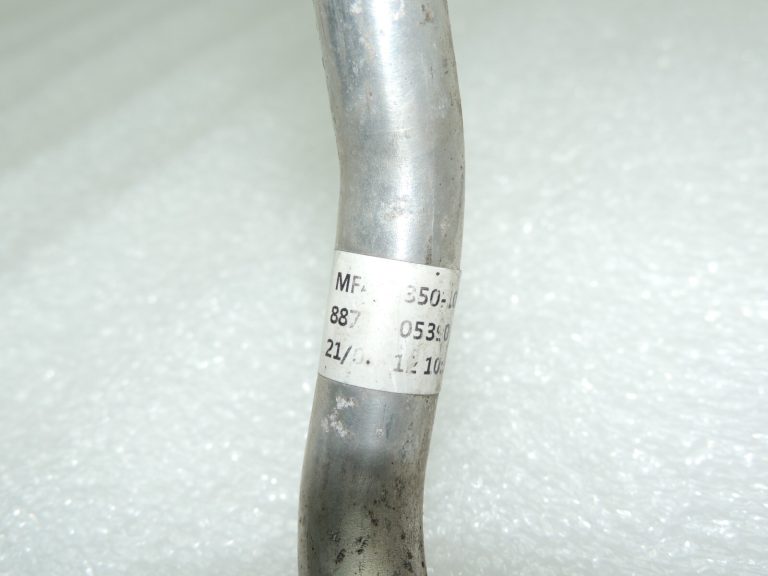 OEM Toyota Avensis T27 gaisa kondicionēšanas šļūtene 8870405390