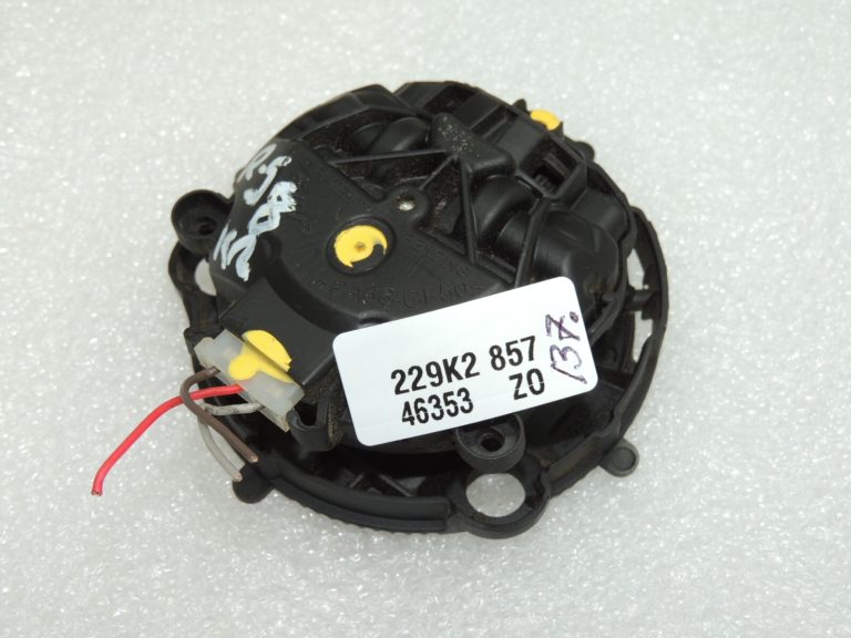 Renault Captur I J87 Ārējā spoguļa devējs kreisais 963027007R