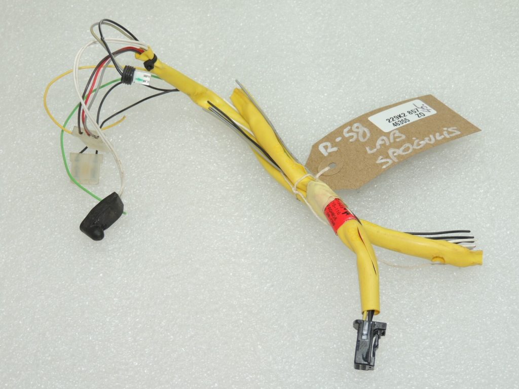 Renault Captur I J87 wiring harness repair exterior mirror right 963018492R