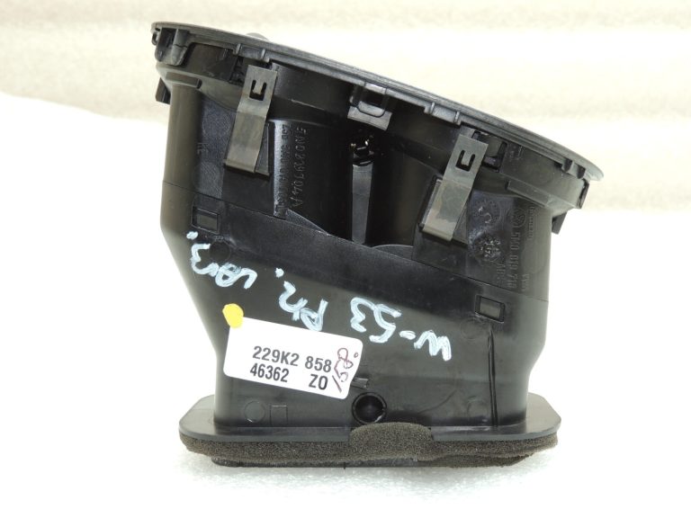 VW Tiguan 5N Gaisa izplūdes atveres ventilācijas sistēma Priekšējā labā 5M0819759