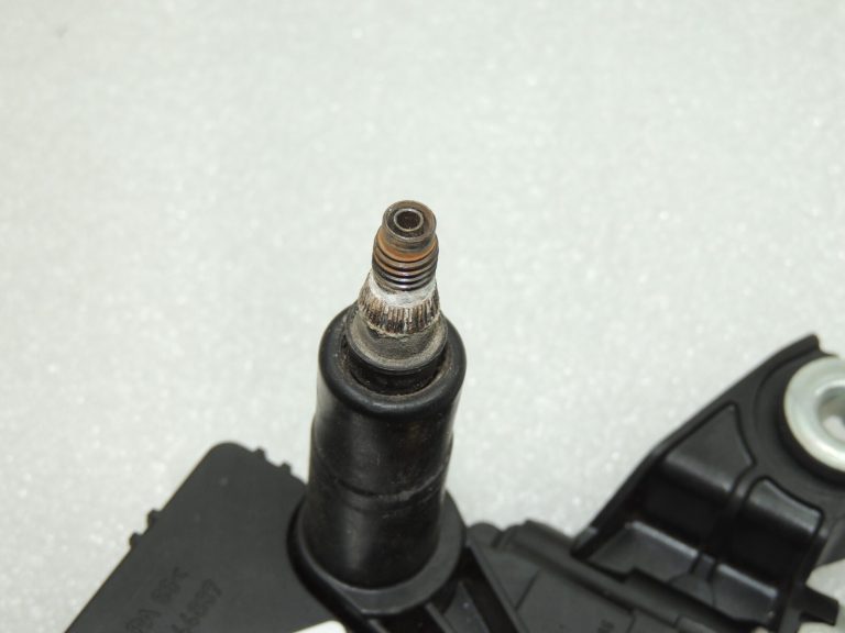 VW Tiguan 5N Aizmugurējā vējstikla tīrītāja motors 5N0955711A 5N0955711B