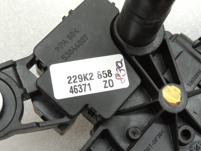 VW Tiguan 5N Aizmugurējā vējstikla tīrītāja motors 5N0955711A 5N0955711B