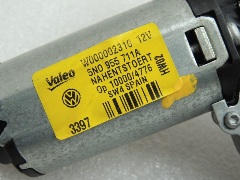 VW Tiguan 5N Aizmugurējā vējstikla tīrītāja motors 5N0955711A 5N0955711B