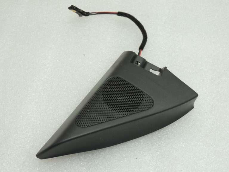 VW Tiguan 5N Tweeter priekšējais labais titāna melns 5N0837974G