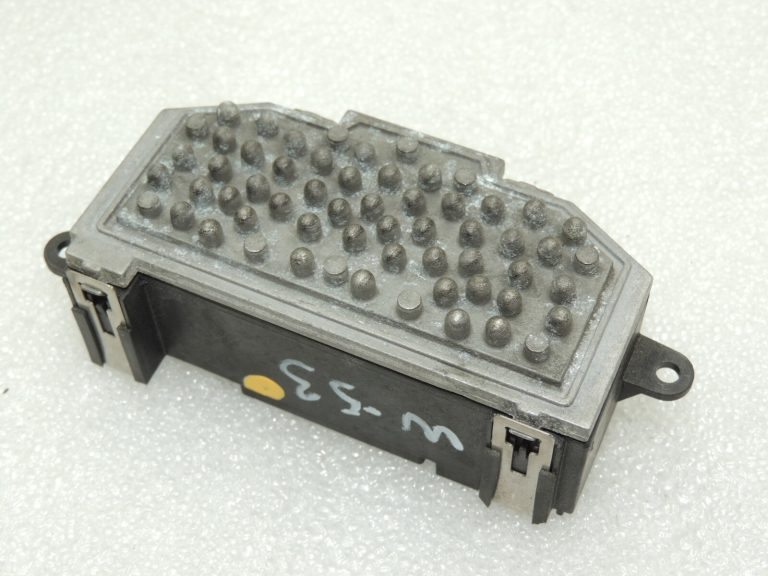 VW Tiguan 5N 2.0TDi ventilatora regulators 3C090907521G