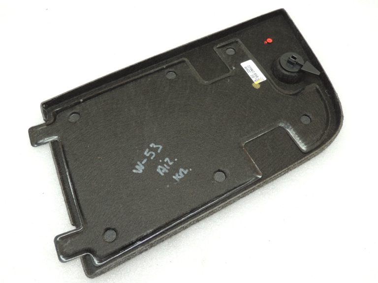 VW Tiguan 5N Bagāžas nodalījums kreisajā pusē 5N0867461