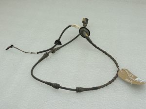 VW Tiguan 5N ABS vadu instalācija ātruma sensors aizmugurējā labajā pusē 5N0927904S