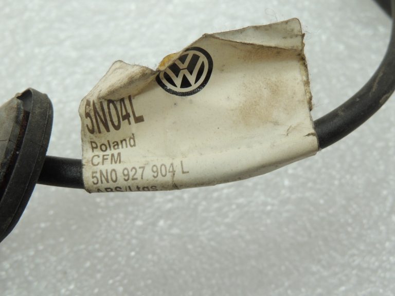 VW Tiguan 5N ABS vadu instalācija ātruma sensors aizmugurējā labajā pusē 5N0927904S