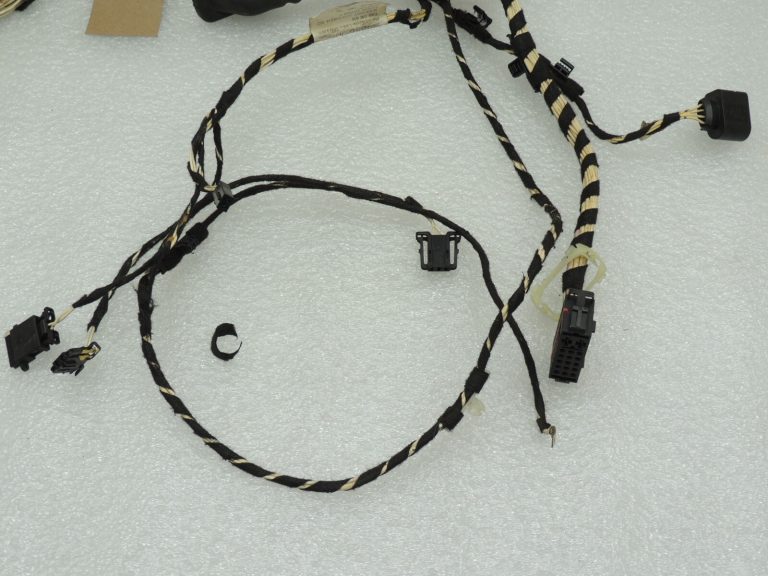 VW Tiguan 5N aizmugurējo durvju elektroinstalācijas instalācija 5N0971147