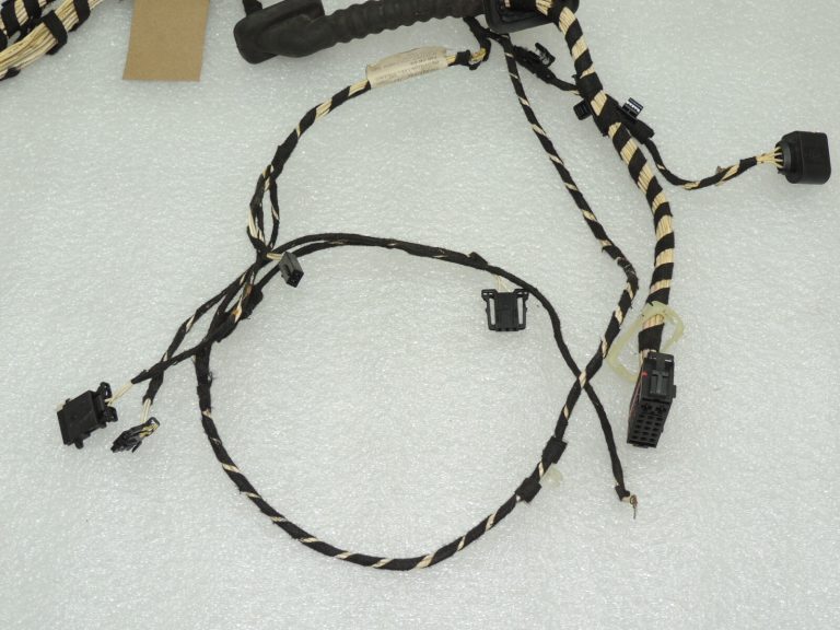 VW Tiguan 5N aizmugurējo durvju elektroinstalācijas instalācija 5N0971147