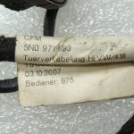 VW Tiguan 5N Aizmugurējā labā durvju instalācija 5N0971693A