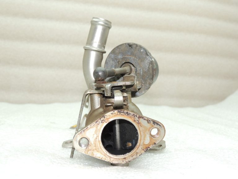 VW Audi Audi Seat Skoda 2.0TDi EGR dzesētājs Izplūdes gāzu dzesētājs 03L131512B