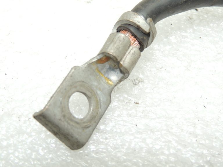 BMW 3. sērijas E46 negatīvais akumulatora kabelis 8374991