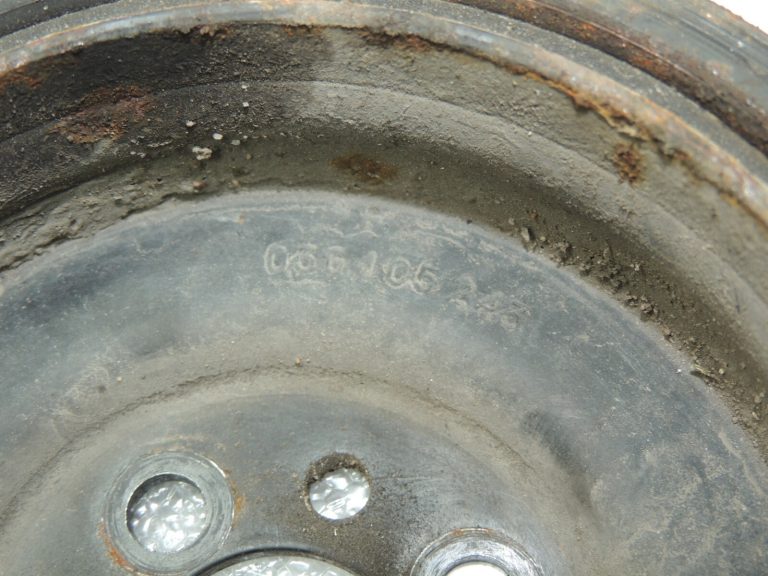 VW Audi Audi Seat Skoda 2.0TDi skriemelis 03G105243