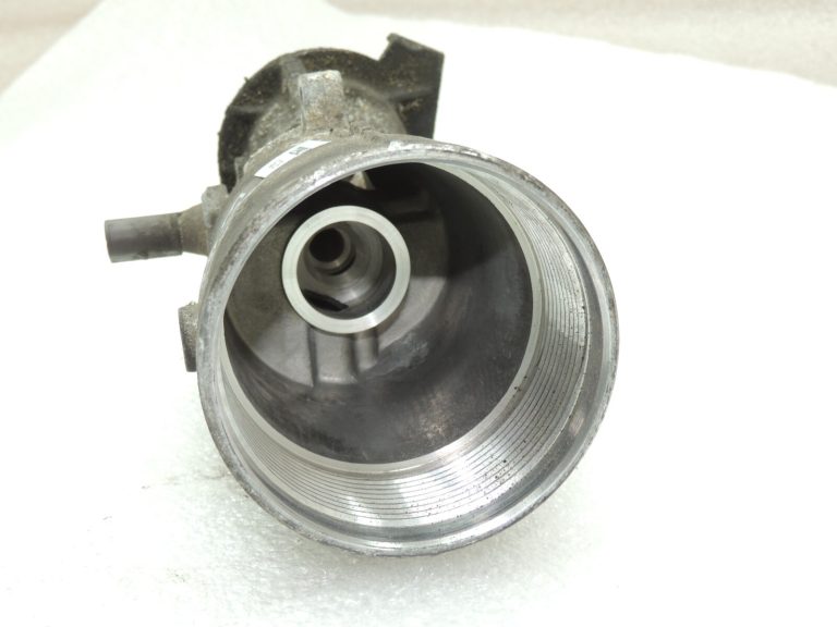 VW Audi Audi Seat Skoda 2.0TDi eļļas filtra korpuss 045115389H 045115389K