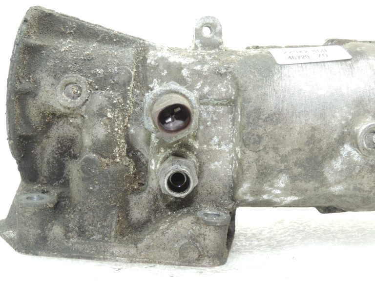 VW Audi Audi Seat Skoda 2.0TDi eļļas filtra korpuss 045115389H 045115389K