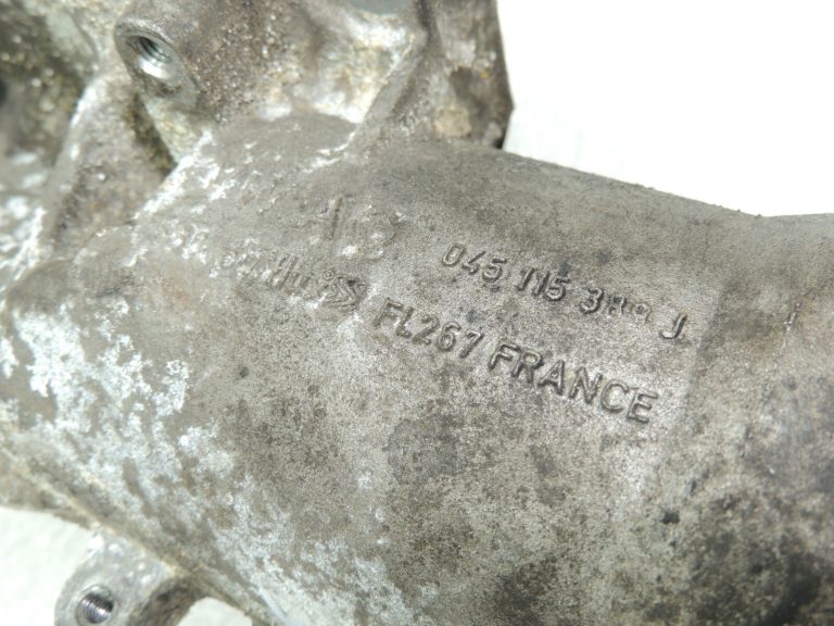 VW Audi Audi Seat Skoda 2.0TDi eļļas filtra korpuss 045115389H 045115389K