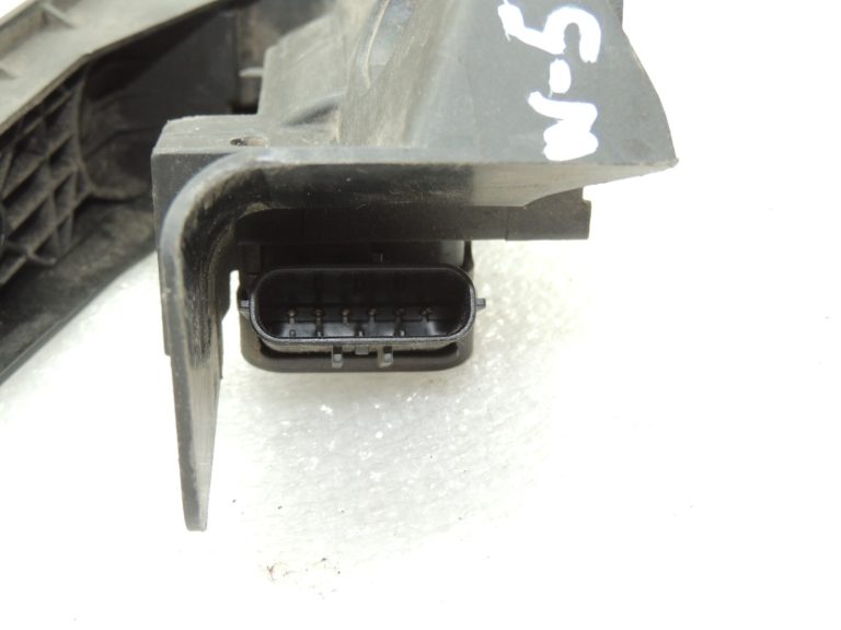 VW Audi Audi Seat Skoda 2.0TDi akseleratora pedālis 1K1721503M 1K1721503BE