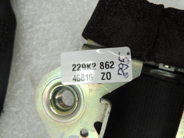VW Tiguan 5N Aizmugurējā drošības josta labajā pusē 5N0857806