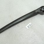 VW Tiguan 5N Aizmugurējā vējstikla tīrītāja rokturis ar aizmugurējo vāciņu 1T0955707C