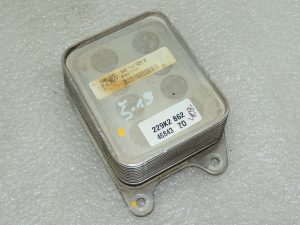 OEM VW Audi Audi Seat Skoda 1.5TSi eļļas dzesētājs Eļļas dzesētājs 04E117021K