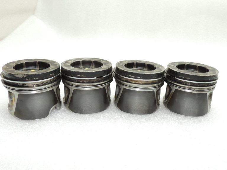 x 4 oriģinālie VW Audi SEAT 2.0TDi CBAB CFFB CEGA CAGB CBAA SZL1 virzuļi 03L107065G