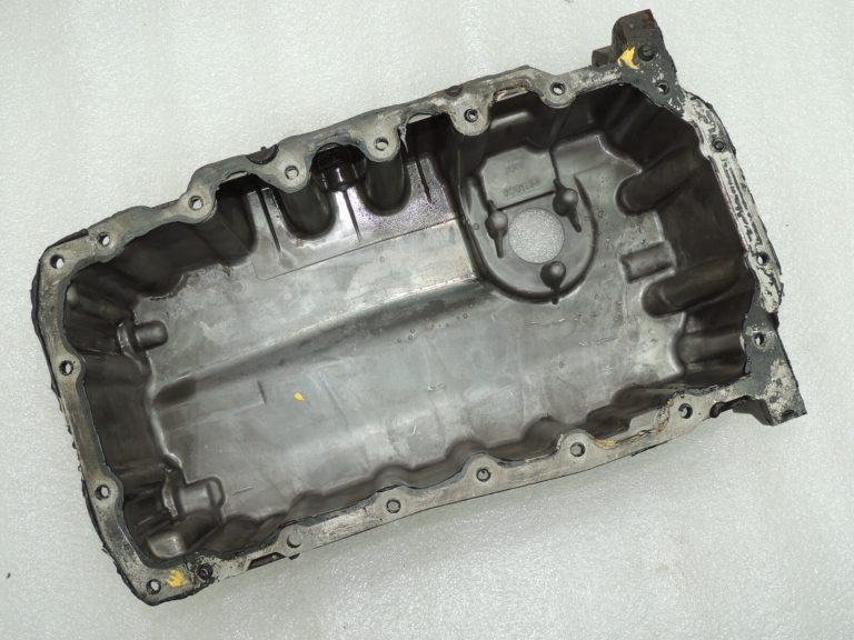 OEM VW VW Audi Seat Skoda 2.0TDi eļļas tvertne 03G103603AD