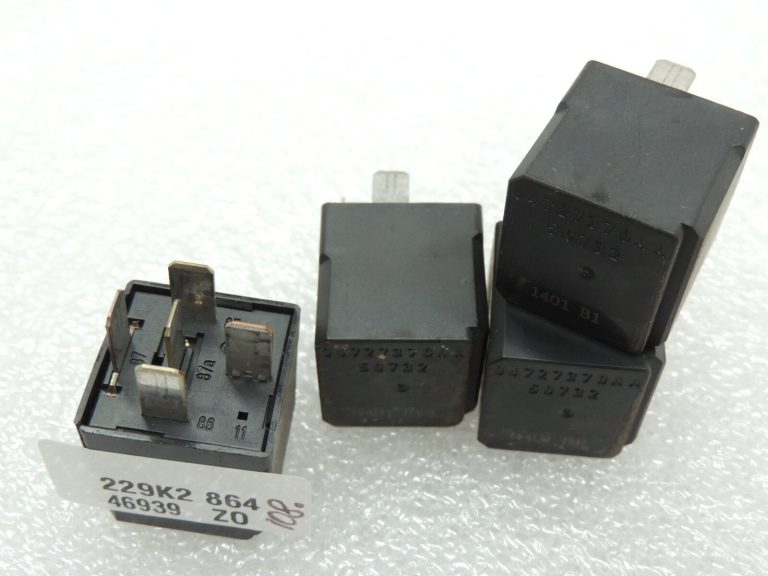 Chrysler Dodge Jeep x4 releji 04727370AA