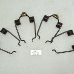 Mini Cooper R56 Ekscentriskā vārpsta x4 Stiprinājuma atspere 11377533904
