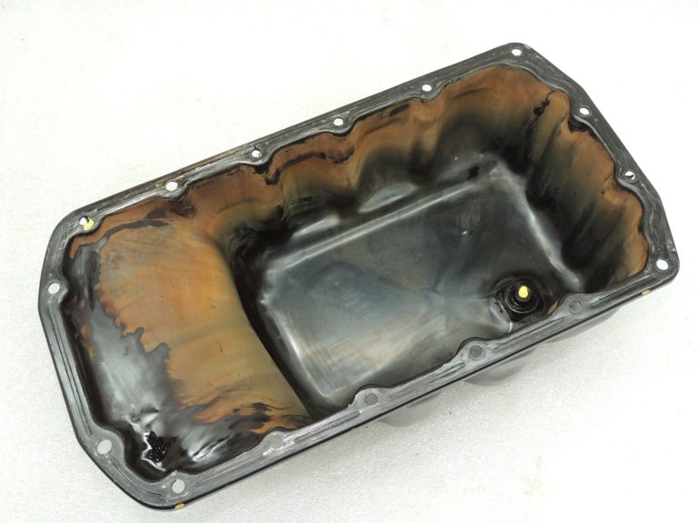 Mini Cooper R56 R55 R60 R57 R61 Eļļas karteris vācele 11137550483