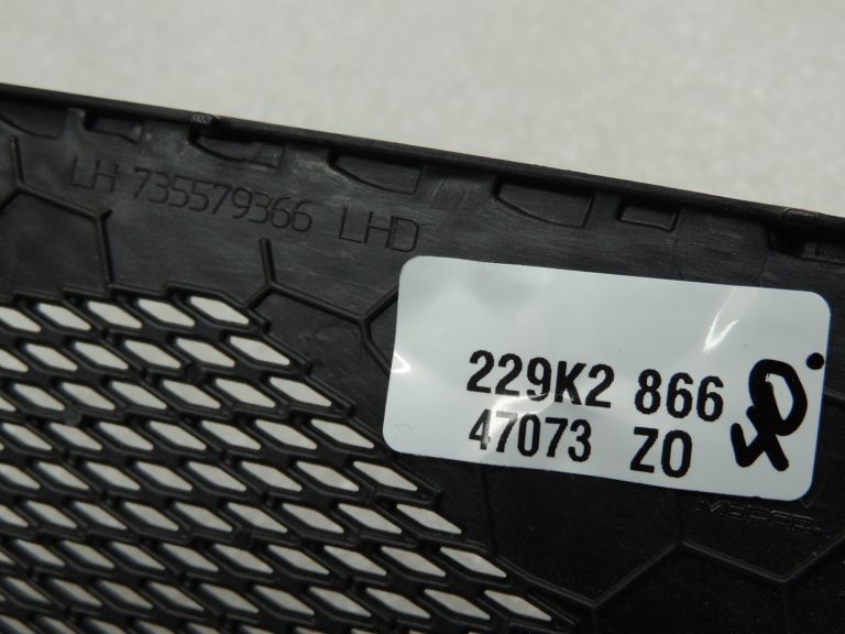 Jeep Renegade instrumentu paneļa apšuvums pa kreisi 735599699