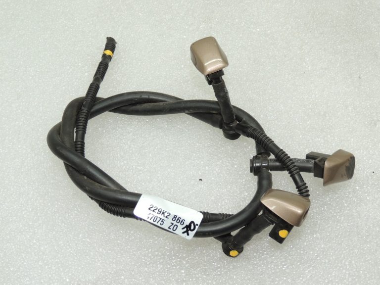 Volvo V40 Vējstikla mazgātāja sprausla 31301592 31333897 31333898