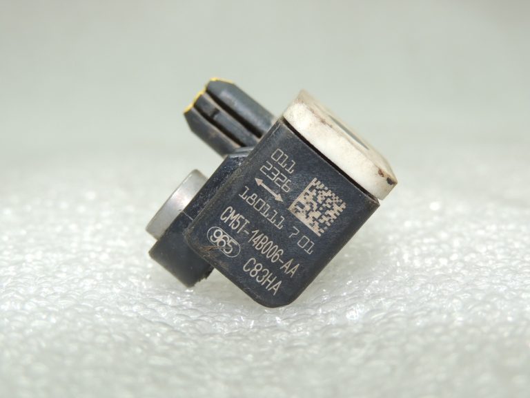 Ford Focus III gaisa spilvena avārijas sensors CM5T14B006AA