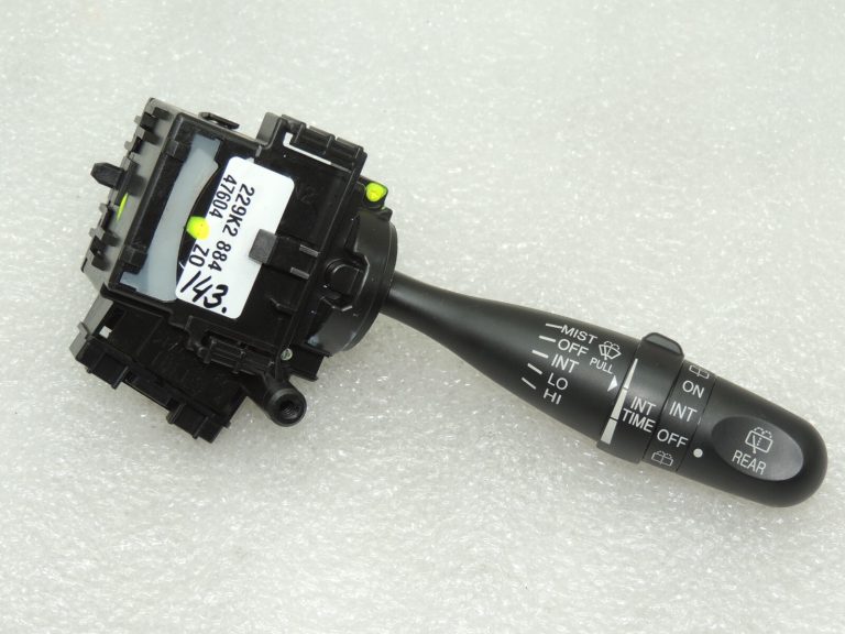 Suzuki SX4 Swift tīrītāju slēdzis 3731062J31, 3731062J30