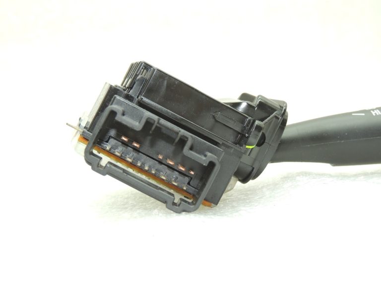 Suzuki Liana tīrītāju slēdzis 3740068JC0